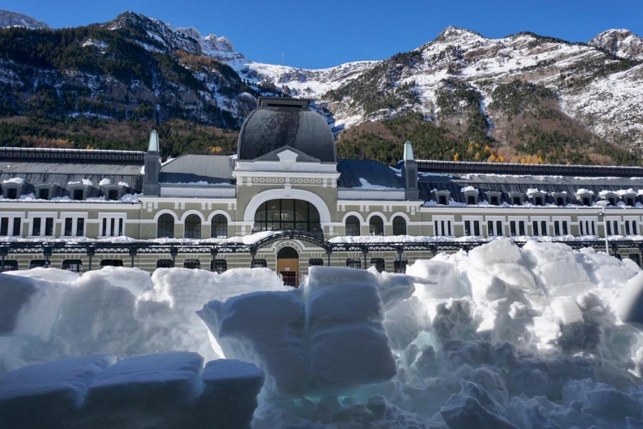 Ferienwohnung El Refugio De La Ardilla, Apartamento Canfranc-Estacion Exterior foto