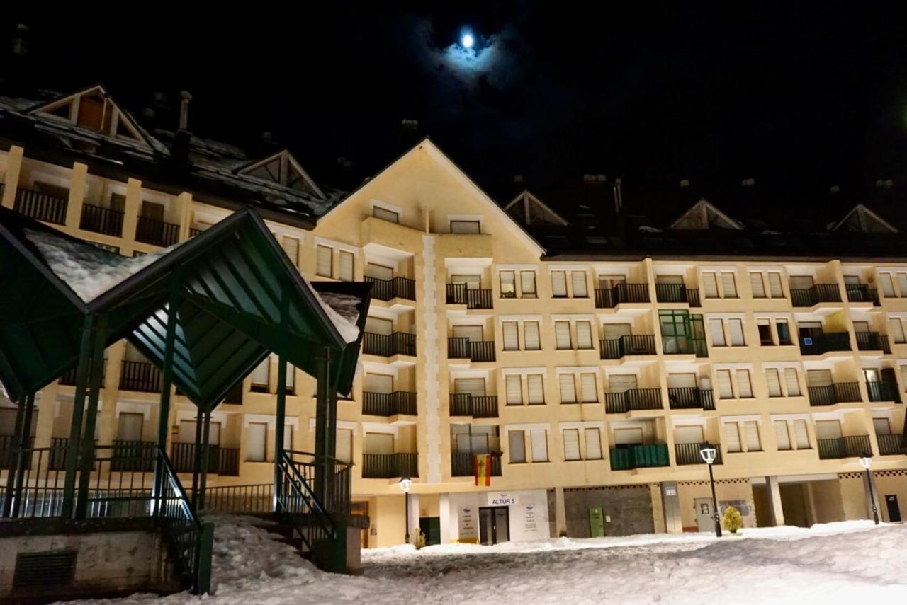 Ferienwohnung El Refugio De La Ardilla, Apartamento Canfranc-Estacion Exterior foto